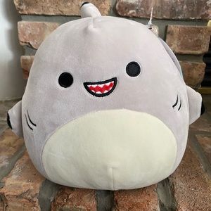 NWT Squishmallow Gordon 8” Shark